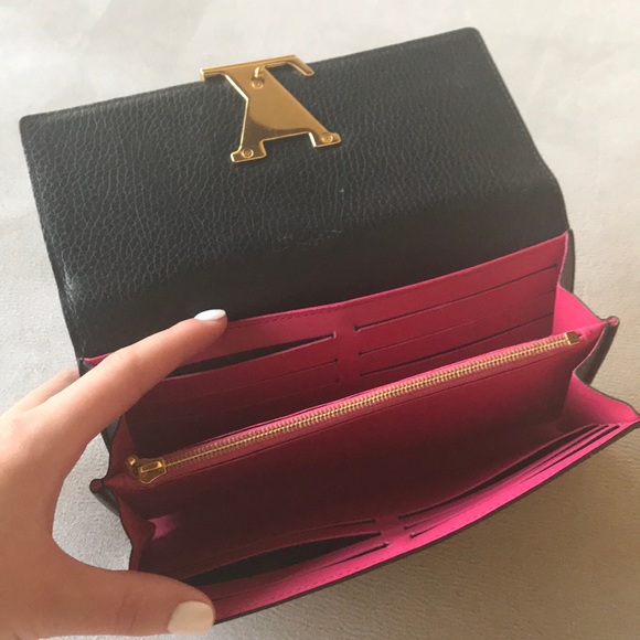 LOUIS VUITTON BLACK & PINK LV Capucines WALLET - Picture 4 of 7